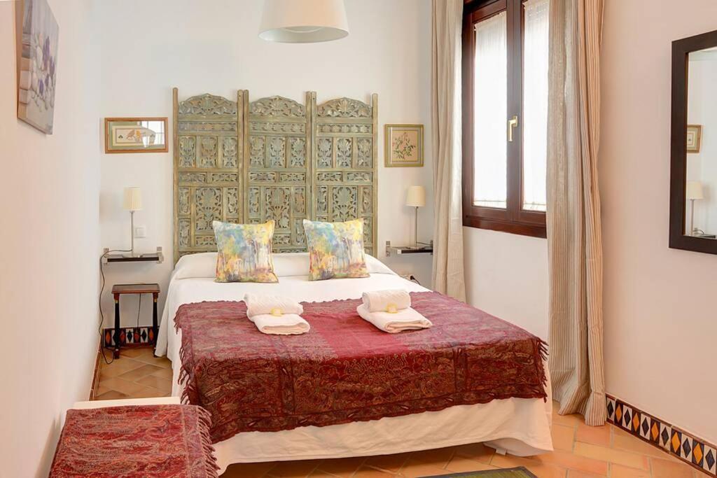 Apartamento Santa Cruz Sevilla Bagian luar foto