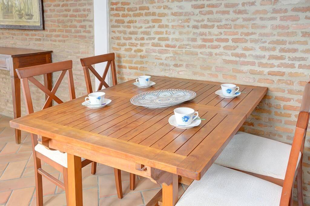 Apartamento Santa Cruz Sevilla Bagian luar foto