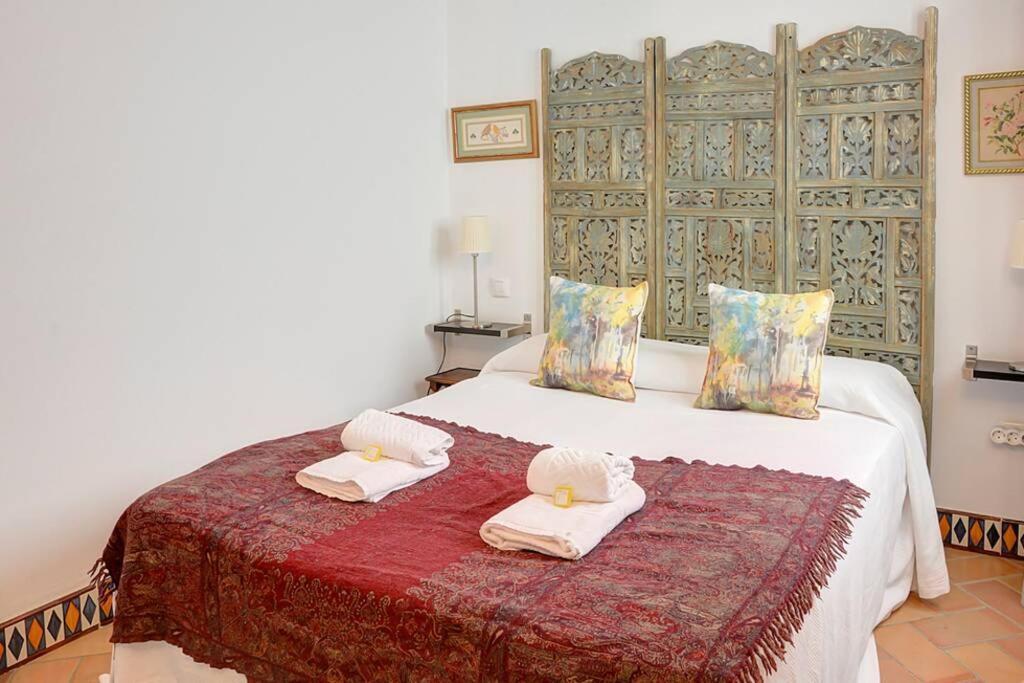 Apartamento Santa Cruz Sevilla Bagian luar foto
