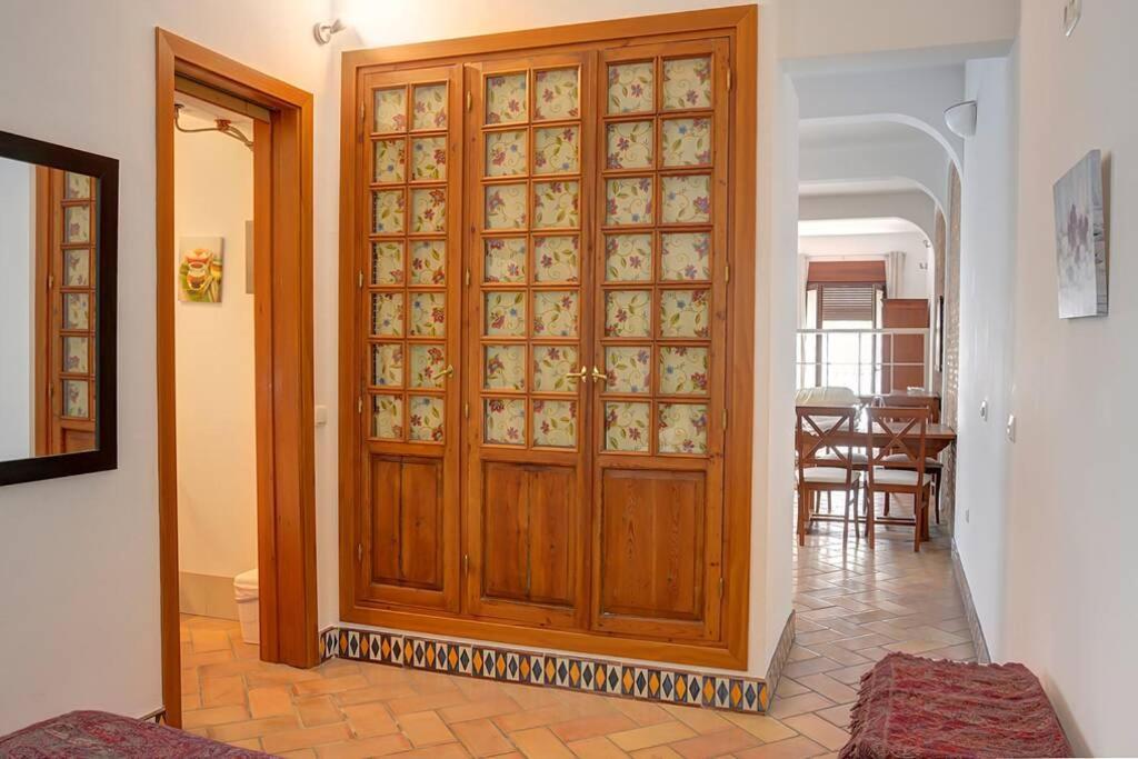 Apartamento Santa Cruz Sevilla Bagian luar foto