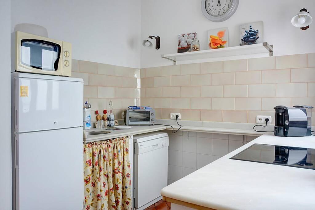 Apartamento Santa Cruz Sevilla Bagian luar foto