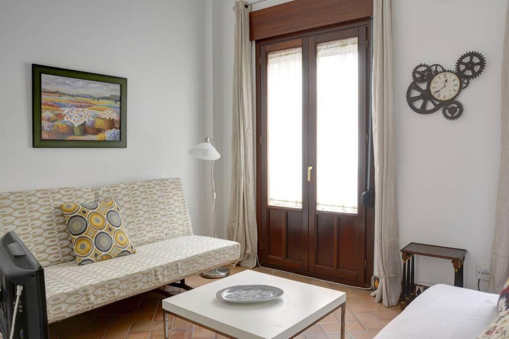 Apartamento Santa Cruz Sevilla Bagian luar foto